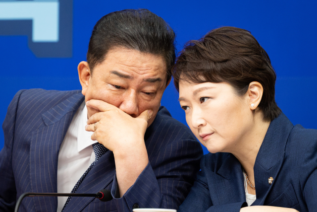 美 한국인 구금사태에…이언주 "'무능' 외교부 조치 취해야"