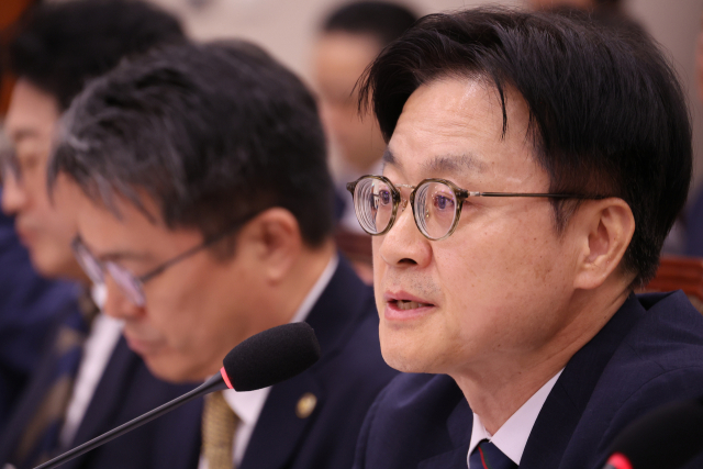 산업부 장관 “美 상무장관에 강하게 유감 표명”