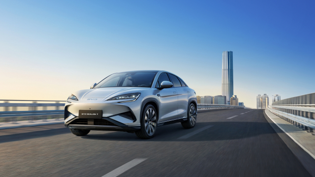 BYD 중형 SUV '씨라이언7' 4490만원…계약 시작