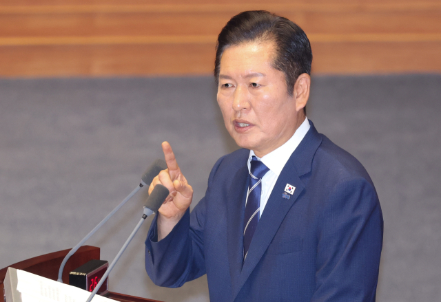 [속보] 정청래 “제조업 부활…산재사고 끝낼 것”
