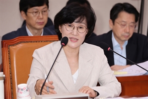 [속보] 국회 여가위, 원민경 여성가족부 장관 후보자 인사청문보고서 채택