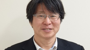 [열린송현] 전기차 도약, 정책 지원과 민간 투자가 열쇠