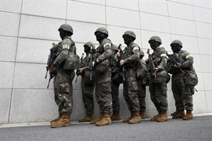 파주 육군 포병 부대서 폭발 사고…8명 부상