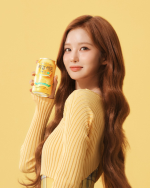 '리얼 레몬 하이볼’ 모델 NMIXX(엔믹스) 설윤. 사진 제공=카브루