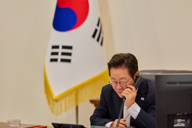 李대통령, 폴란드 총리와 첫 통화…방산 협력 강화 논의