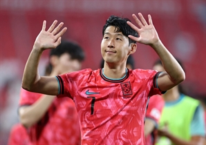 “손흥민 따라 미국까지”…쿠팡플레이, MLS 중계권 확보하며 ‘승부수’