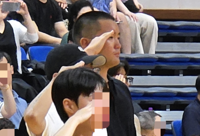 이재용 삼성그룹 회장의 장남 이지호 씨가 15일 창원시 진해구 진해기지사령부에 학사사관 후보생으로 입영하고 있다. 사진=삼성전자