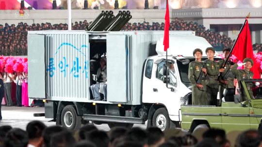 ‘드론 부대’ 이어 현대판 기병대 ‘오토바이 부대’까지 등장한 우크라戰[이현호의 밀리터리!톡]