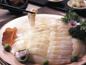 "어패류 날로 먹었다가 그만" 치사율 42%인 '이 병'…올해만 8명 숨졌다