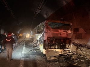 용인 마성터널 시외버스 화재…30여 명 부상, 65명 대피