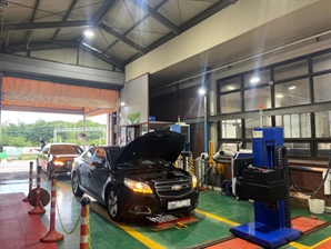 車검사 의무화 해놓고…"수수료 감면, 왜 공단만 되나"