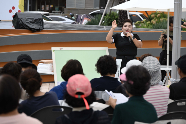어린이도 어르신도 파크골프 ‘엄지 척’…세대 아우른 ‘2025 서울 파크골프 대축제’