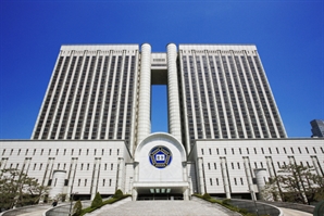 ‘백현동 수사 무마 금품 수수 혐의’ 임정혁 전 고검장, 2심 무죄