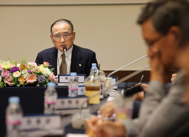 위성락 국가안보실장이 17일 한국프레스센터에서 한국신문방송편집인협회 주최로 열린 초청 간담회에서 발언을 하고 있다. 연합뉴스