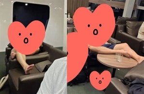"중국인 욕할 거 없네"…공항 테이블 위 맨발 올린 한국인 "나라 망신"
