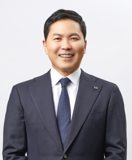 윤상현 콜마 부회장, 경영권 갈등에 '잘 풀어가려고 노력 중'