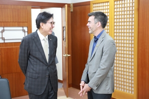 부산시, 글로벌 평가기관 ‘스타트업 지놈’과 맞손…창업도시 경쟁력 강화