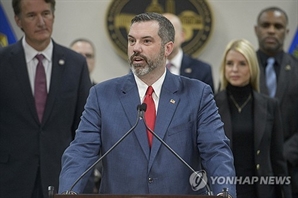 트럼프, 정적 표적수사에 진전 없자 수사 지휘 검사장 해임