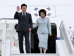 李대통령, 미국 뉴욕 도착…23일 유엔총회 기조연설