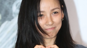 이효리 '요가원' 진짜 대박났다더니…"광클했는데 몇초 만에 매진"