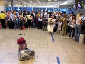 "추석 황금연휴 유럽여행 어쩌나"…공항 마비시킨 랜섬웨어 공격에 '체크인 대란'