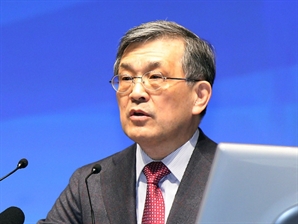 기재부 중장기전략위원장에 권오현 전 삼성전자 회장