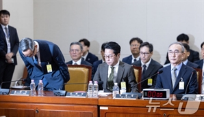 고개 숙인 MBK, 홈플에 2000억 추가투입[시그널]