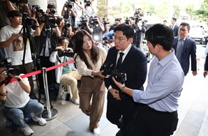 [단독]'측근펀드' 인수 빅히트 구주, 글로벌 투자자 3곳은 거절했었다 [시그널]
