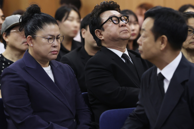고 전유성 묘비명은 '웃지마, 너도 곧 와'…마지막까지 '웃음' 전했다