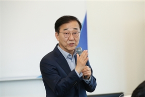 김윤덕 "보유세 강화 필요…투기행위 사법대응도 검토"