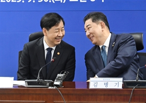 기재부 노조, 구윤철 부총리 사퇴 설문…조직 개편 후폭풍 확산