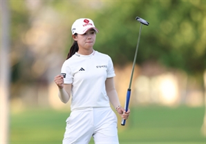 ‘환상 칩샷’으로 美직행 황유민 "쇼트게임 안 돼서 매일 울던 때 떠올라요”