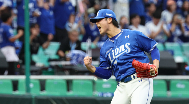 이호성의 포효는 올가을 삼성 사자군단을 깨우는 기폭제가 되고 있다. 그는 “평소 소극적인 성격인데 이번 가을 무대를 앞두고 ‘정반대의 사람이 돼보자’는 마음을 먹었다”고 털어놓았다. 연합뉴스