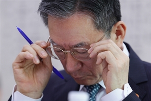 검사 120명 파견 '특검 만능주의'에…미제사건 두달새 30% 늘어