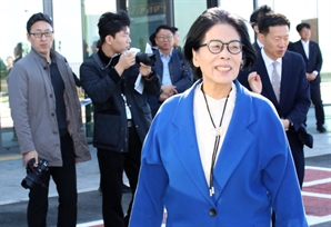 '축의금 논란' 최민희에…국힘 "과방위원장 사퇴하라"