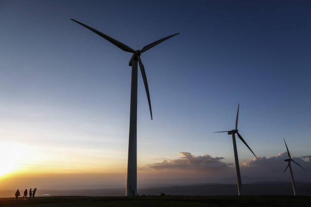 풍력발전소 전경. 연합뉴스