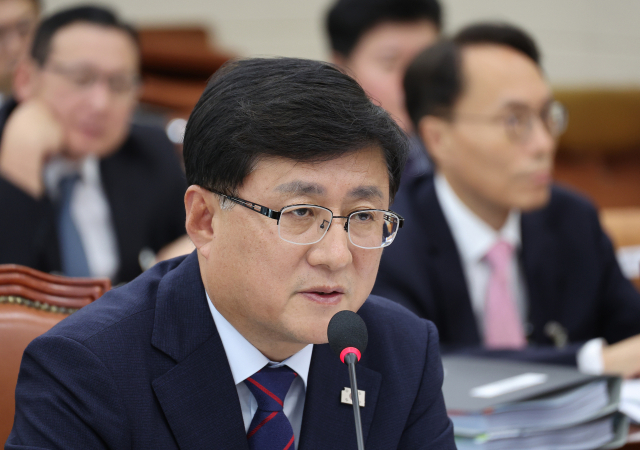 김성환 "원전 부지 선정 절차, 중단 안 돼"