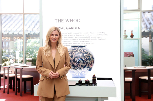 니키 힐튼이 27일 LG생활건강 더후 아트 헤리티지 라운지 행사장을 방문했다. 사진 제공=LG생활건강