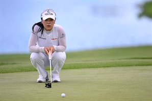 최종전행 ‘갈 길 먼’ 윤이나…LPGA 투어서 ‘가장 멀리 치는’ 라미레즈와 ‘장타 맞대결’