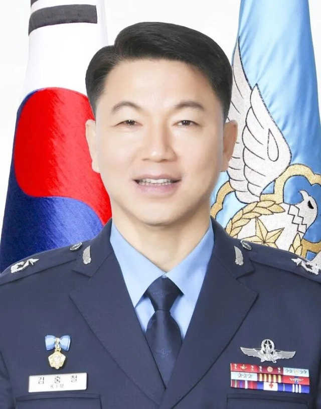 국방부 정책실장에 김홍철 예비역 공군 준장 임명