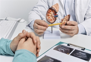 “서른둘에 투석이라고요?”…‘단백뇨’ 무심코 넘겼다가 ‘화들짝’[메디컬 인사이드]