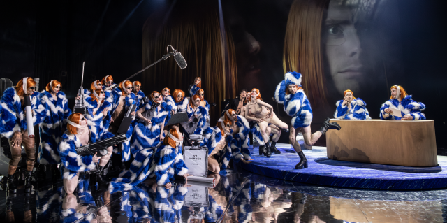 에크만 '해머' 한국 상륙.. 30인 군무로 완성하는 스펙터클 무대