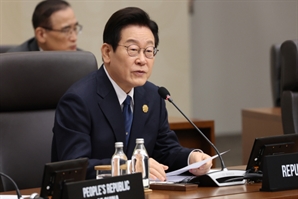 [속보] 李대통령 “인구 문제 공동 대응 위한 ‘APEC 프레임워크’ 제안”