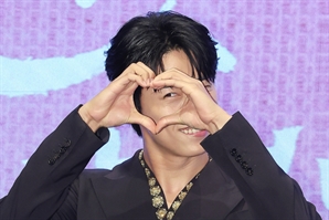 옥택연 결혼 발표 “내년 봄 비공개 예식”…2PM 두 번째 유부남