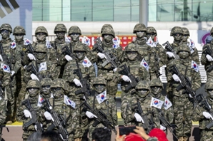 접경지역 이미지 벗고 관광 모델 제시…'김포 해병대 문화축제' 5만명 운집