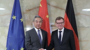 中, 독일에 "'마이크 외교' 하지 말아야" 작심 비판