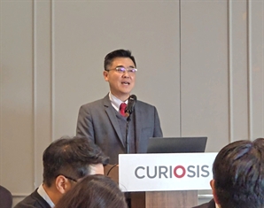 코스피 불장에 IPO도 '대활황'…큐리오시스, 상장 첫 날 '따따블' [줍줍리포트]