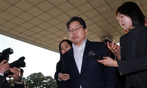 ‘사의’ 노만석 “수시로 부대껴…조율 쉽지 않았다”