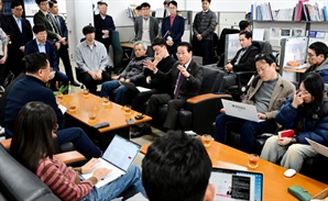 “환경부 무책임하다”…유정복, 수도권매립지 직매립 유예 ‘작심 발언’