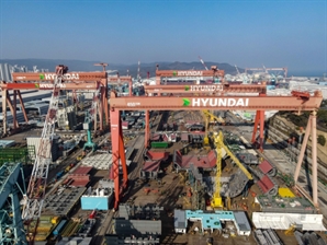 핵잠시장 열린 조선·방산…HD현대 15조·한화 11조 투자